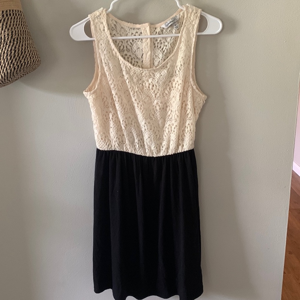 Juniors Sz L dress with back cut-out detail